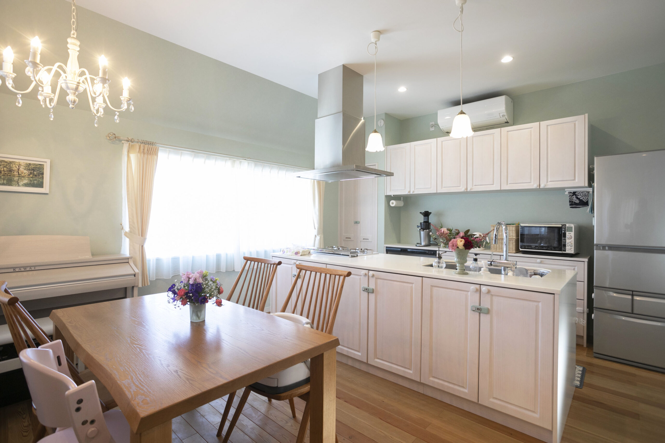 英国風絵本に出てくるような家