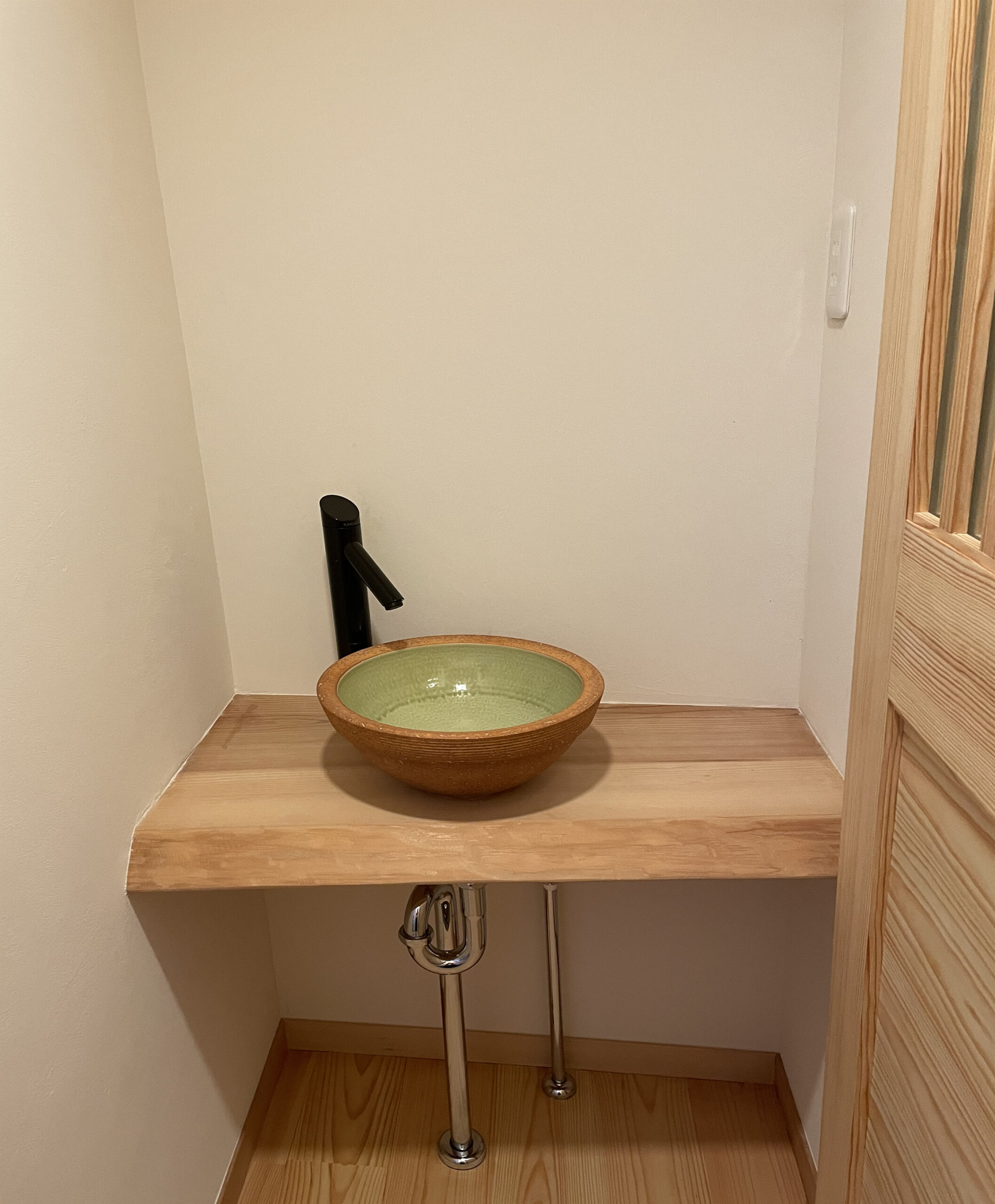 三角の変形地に建つ 「時短」と「のびやか」な家